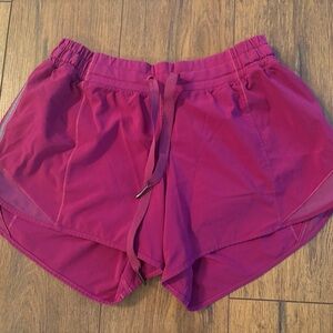 Lululemon hotty-hot shorts 6 Pink
